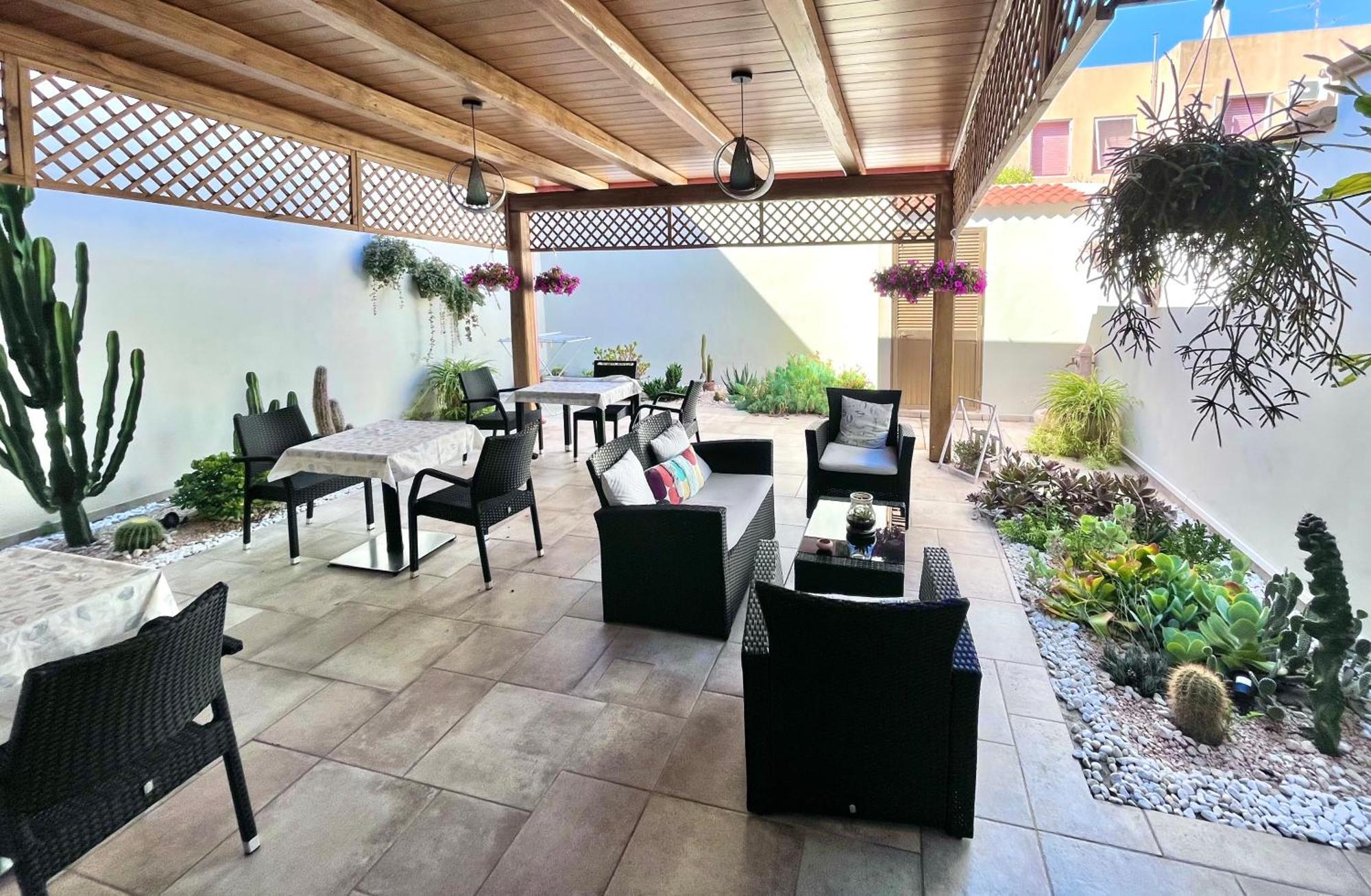 B&B I Colori Dell'Isola Porto Torres Exterior photo